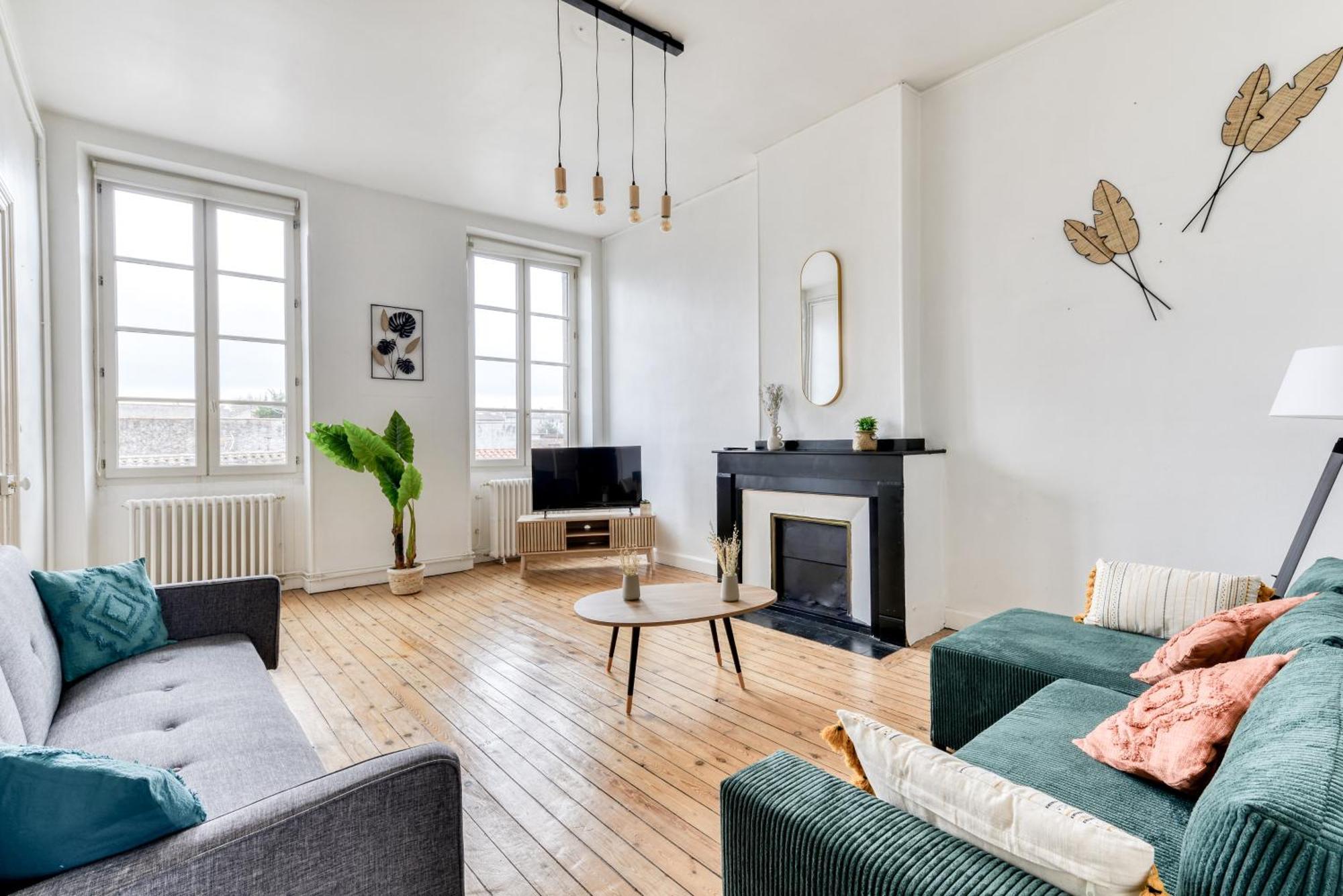 Le Marty - Wifi - Central - Climatison - Parking Gratuit Carcassonne Exterior foto